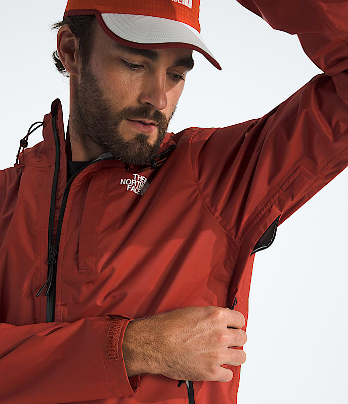 Mens Alta Vista Jacket TNF Iron Clay MODELALT2