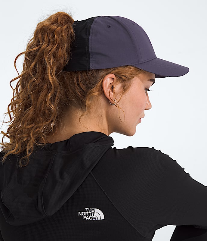 Womens Horizon Hat TNF MODELBACK