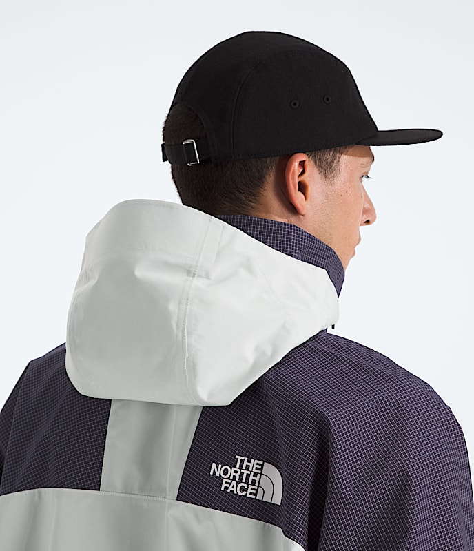 Mens HKe Devils Thumb GORETEX Jacket TNF MODELHOOD2