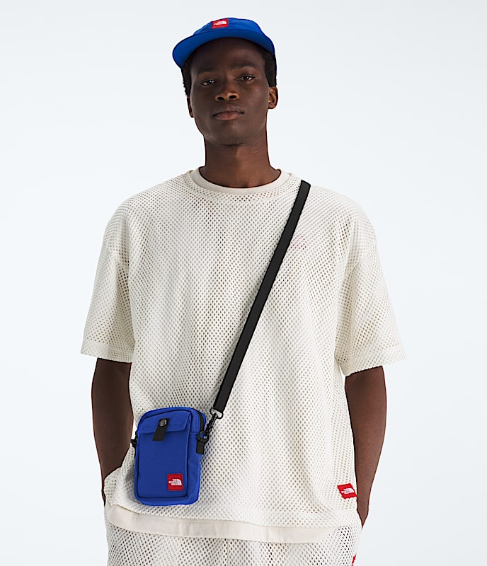 TNF Red Box Small Carry Bag TNF MODELBACK