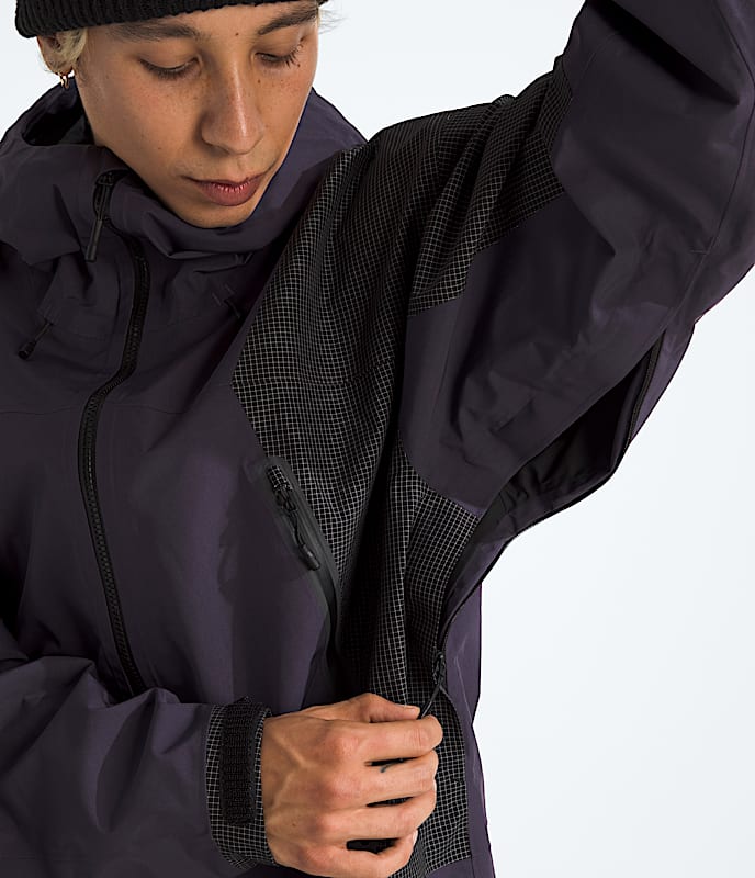 Unisex HKe Spectra GORETEX Mountain Light Jacket TNF MODELALT2