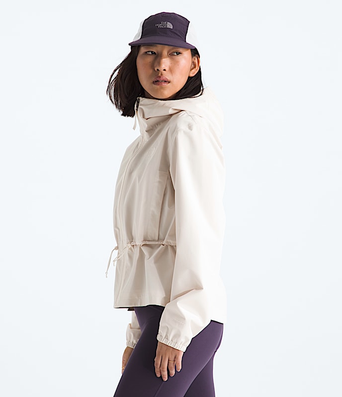 Womens Daybreak Rain Jacket TNF MODEL34