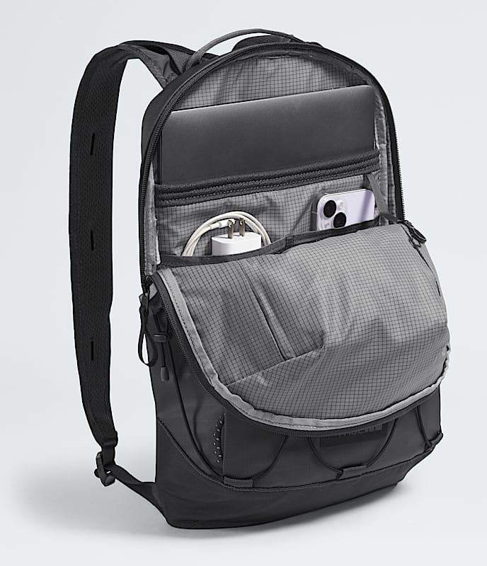 Base Camp Voyager Pro Lightweight Pack  15L TNF INT