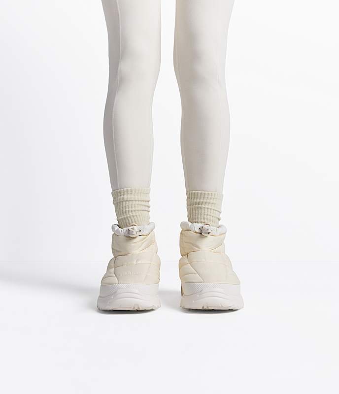 The North Face X SKIMS Nuptse Traction Chukka TNF HERO2