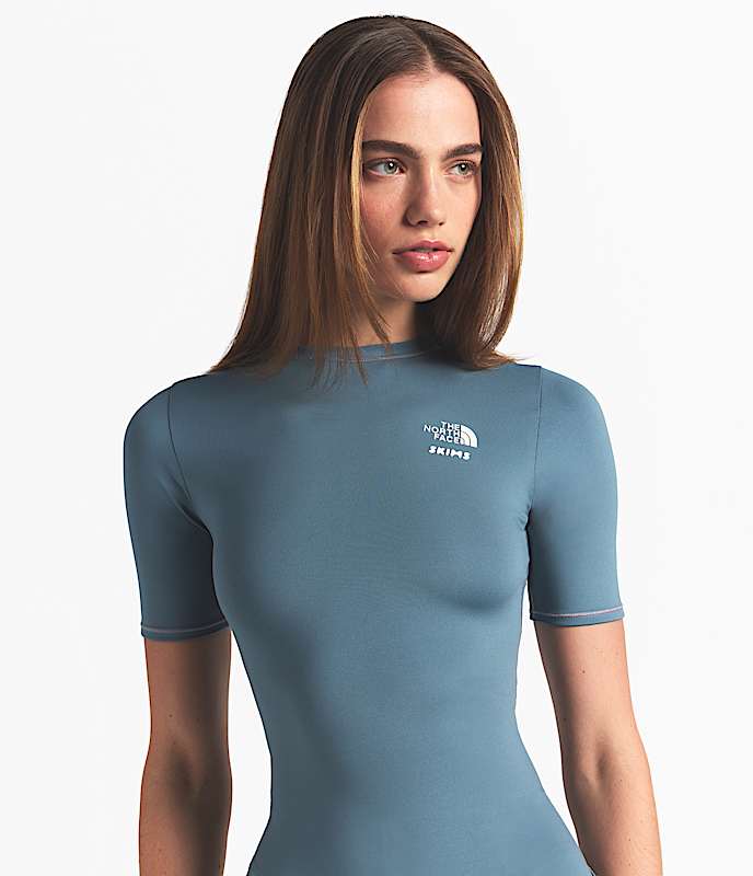 Haut  manches courtes Refina pour femmes The North Face x SKIMS TNF Cyanite Sk HERO2