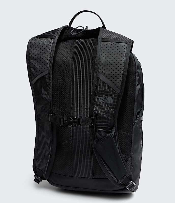 Borealis Trail 16 Backpack TNF BACK