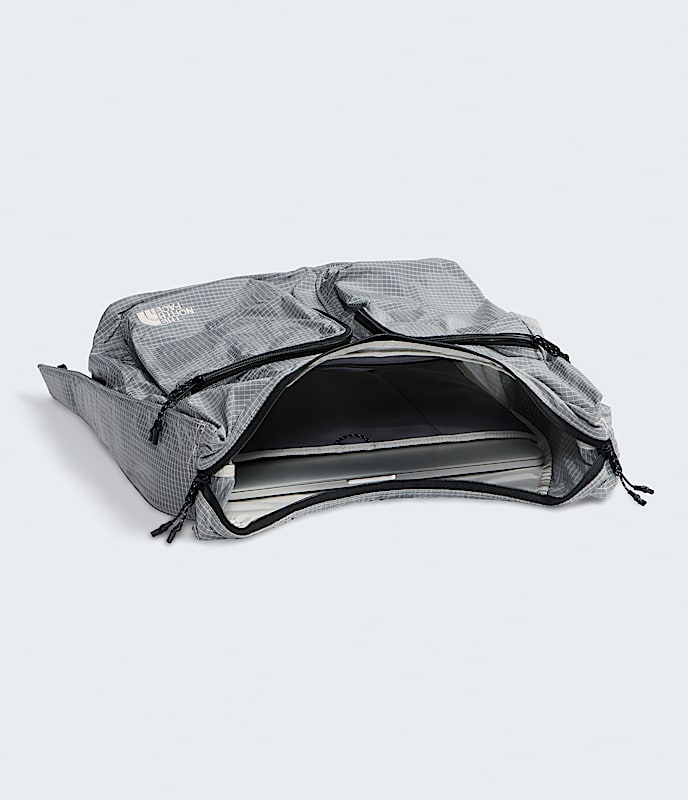 Never Stop Tote TNF INT