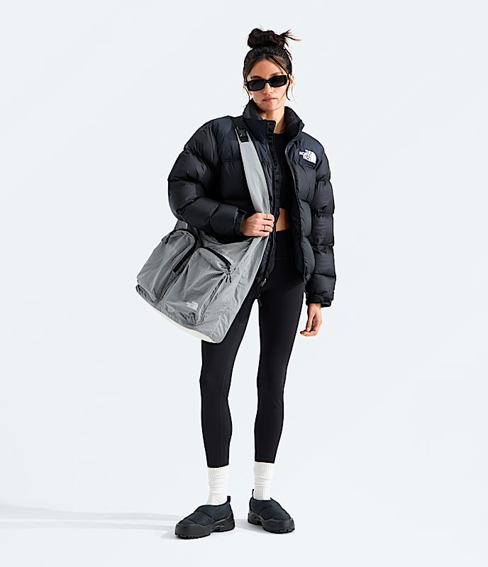 Never Stop Tote TNF MODELBACK