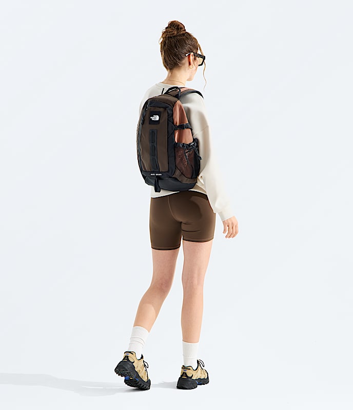 Hot Shot Sling TNF MODELBACK