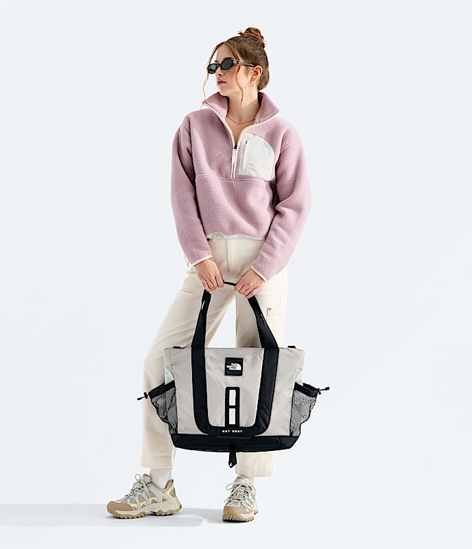 Hot Shot Tote TNF MODELBACK