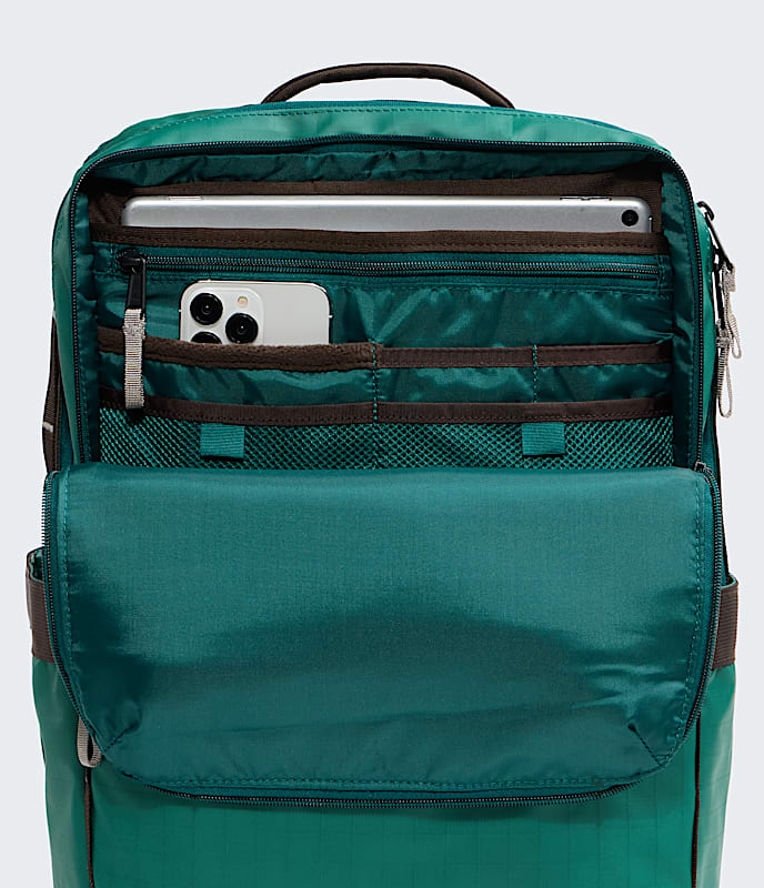 Base Camp Voyager Daypack TNF ALT1