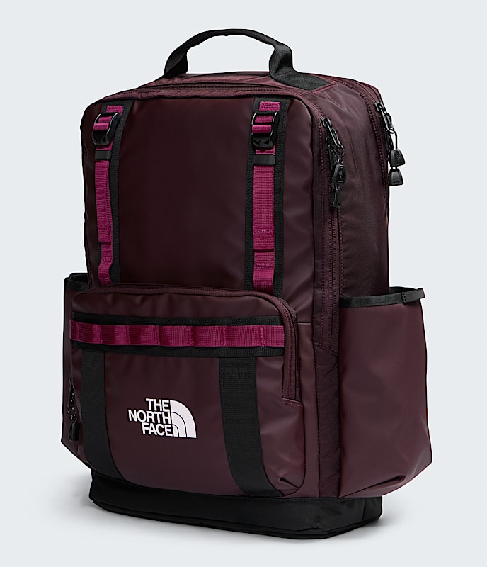 Base Camp Daypack TNF FRONT34