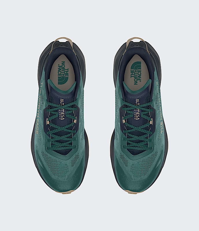 Mens Altamesa 300 V2 Shoes TNF DETAILINSTEP