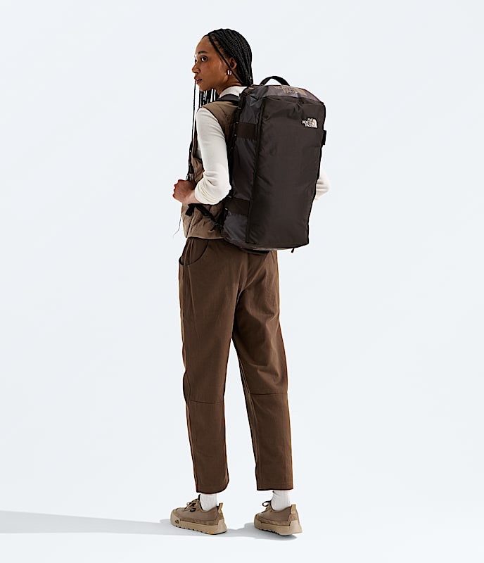 Base Camp Voyager Duffel32L TNF MODELBACK