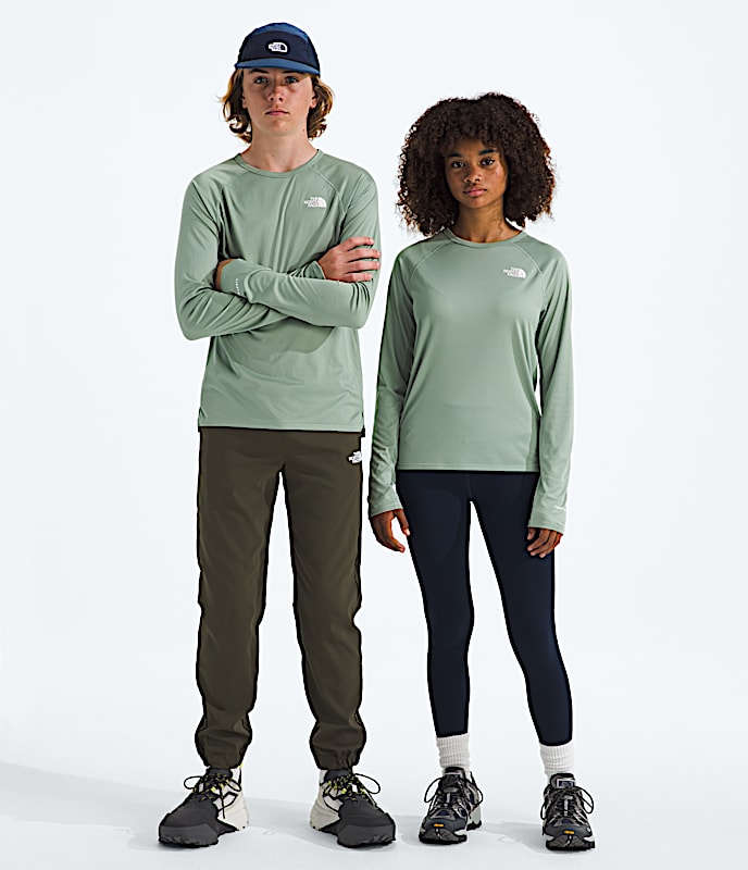 Boys  Girls Sunriser LongSleeve Tee TNF Slate Moss Main