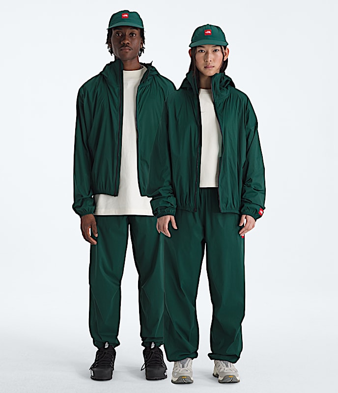 TNF Red Box Packable Wind Pants TNF Hunter Green Main