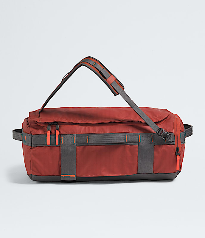 Base Camp Voyager Duffel32L TNF Iron ClayAnthracite GreyLava Red HERO