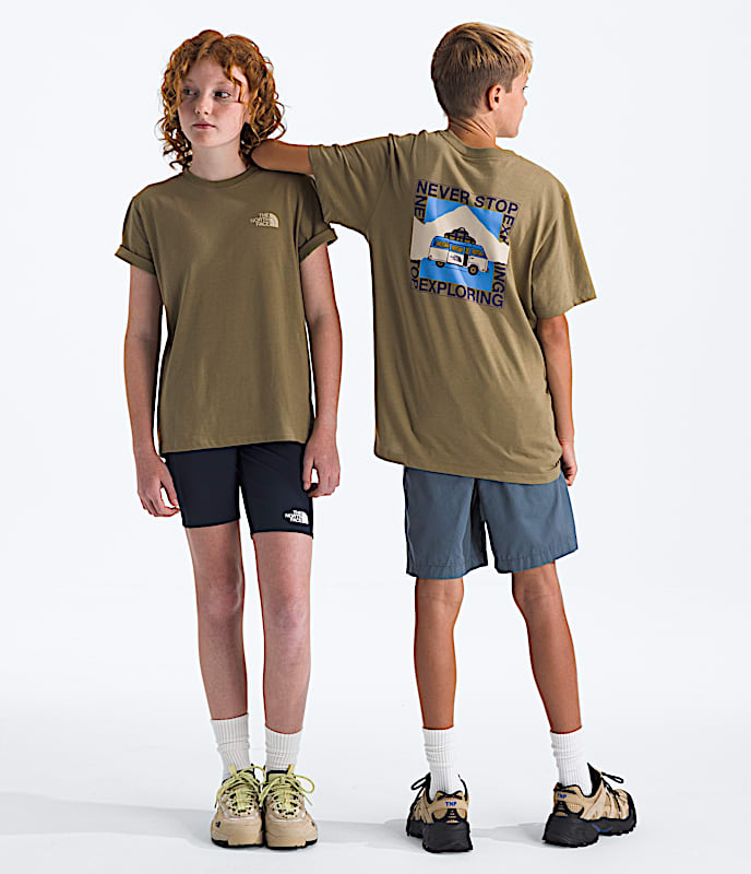 Boys  Girls Escape The City Regular ShortSleeve Tee TNF Cedar HERO