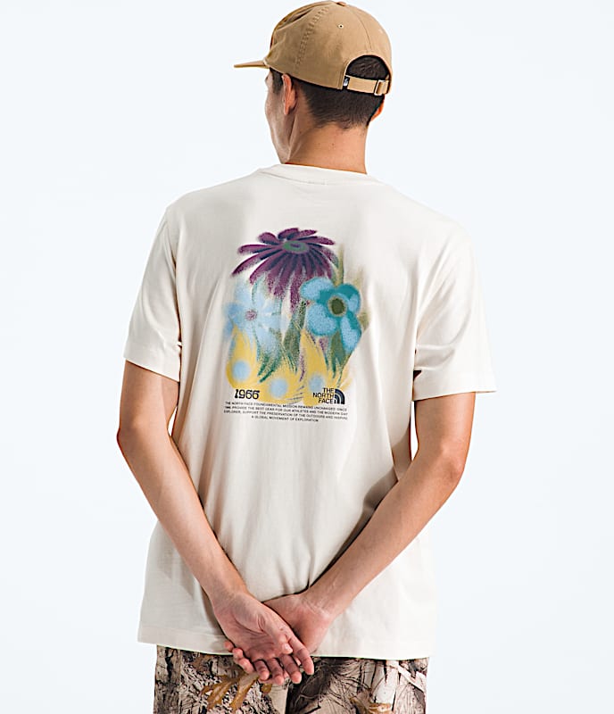 Mens 1966 Flora Relaxed ShortSleeve TeeGraphic TNF White Dune Main