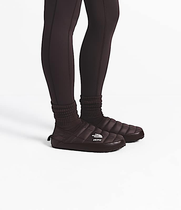 The North Face X SKIMS Thermoball Traction Mule V - 1