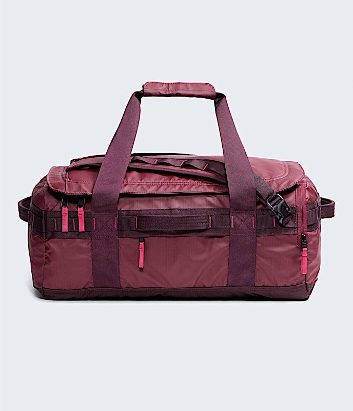 Base Camp Voyager Duffel42L TNF Burgundy CrushDeep BurgundyLali Guran HERO