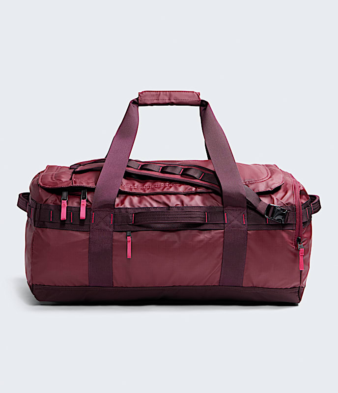 Base Camp Voyager Duffel62L TNF Burgundy CrushDeep BurgundyLali Guran HERO