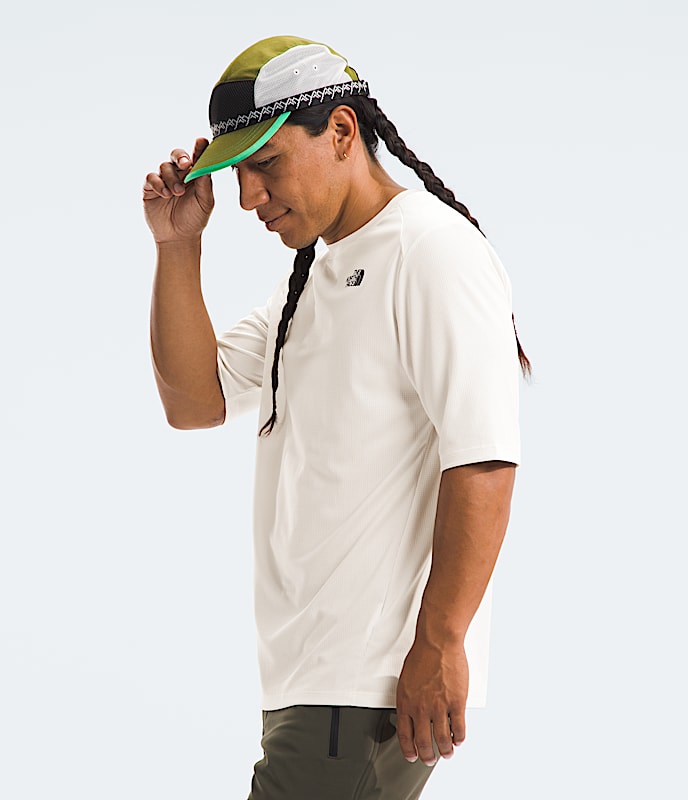 【THE NORTH FACE】M'S TNF RUN LIGHT S/S R/TEE★2021 Men's LIGHTRANGE™ Shadow Short-Sleeve | The North Face Canada
