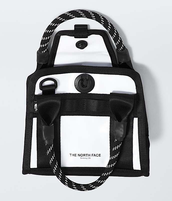 【送料&関税込】The North Face Base Camp Mini Bag Base Camp Mini Bag | The North Face FI