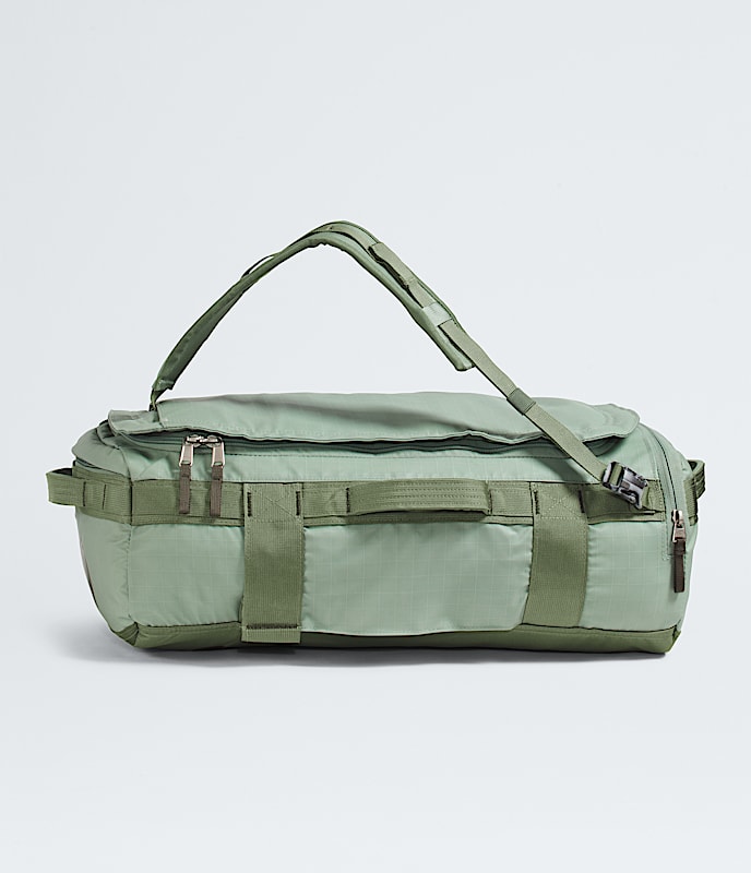Amazon.com | THE NORTH FACE Base Camp Voyager Duffel—32L