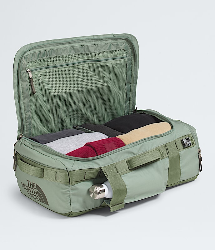 Amazon.com: THE NORTH FACE Base Camp Voyager Duffel—32L, TNF