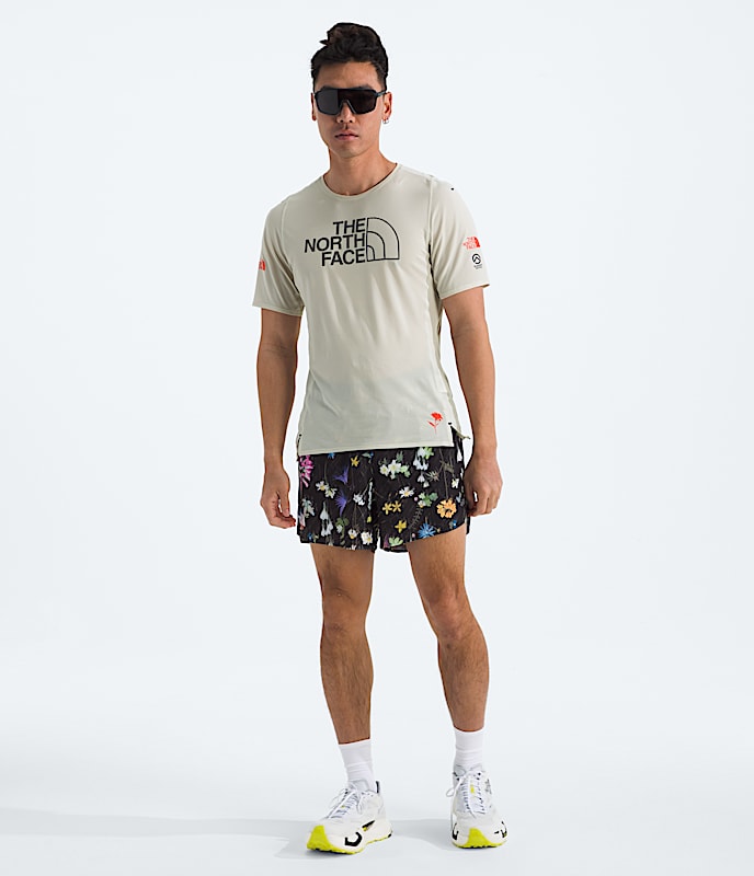 ★THE NORTH FACE★ Men's Hike and Camp Short Sleeve Round Te The North Face Shirt Men Medium Black Short Sleeve Crew Neck
