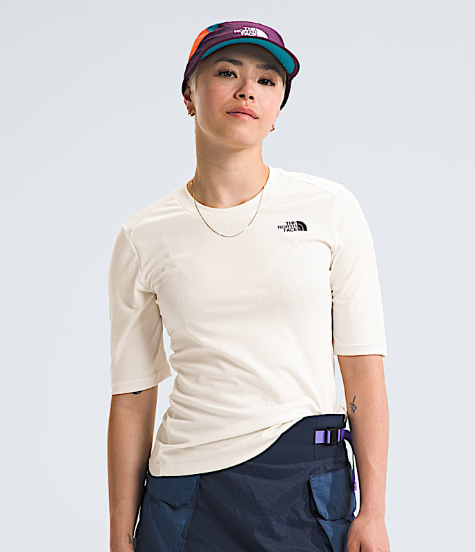 Women’s LIGHTRANGE™ Shadow Short-Sleeve  - 1