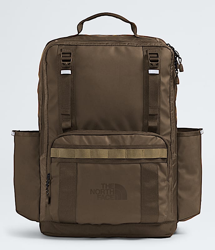 売れ筋がひ！ Base-Camp-Daypack.png 旅行かばん・小分けバッグ