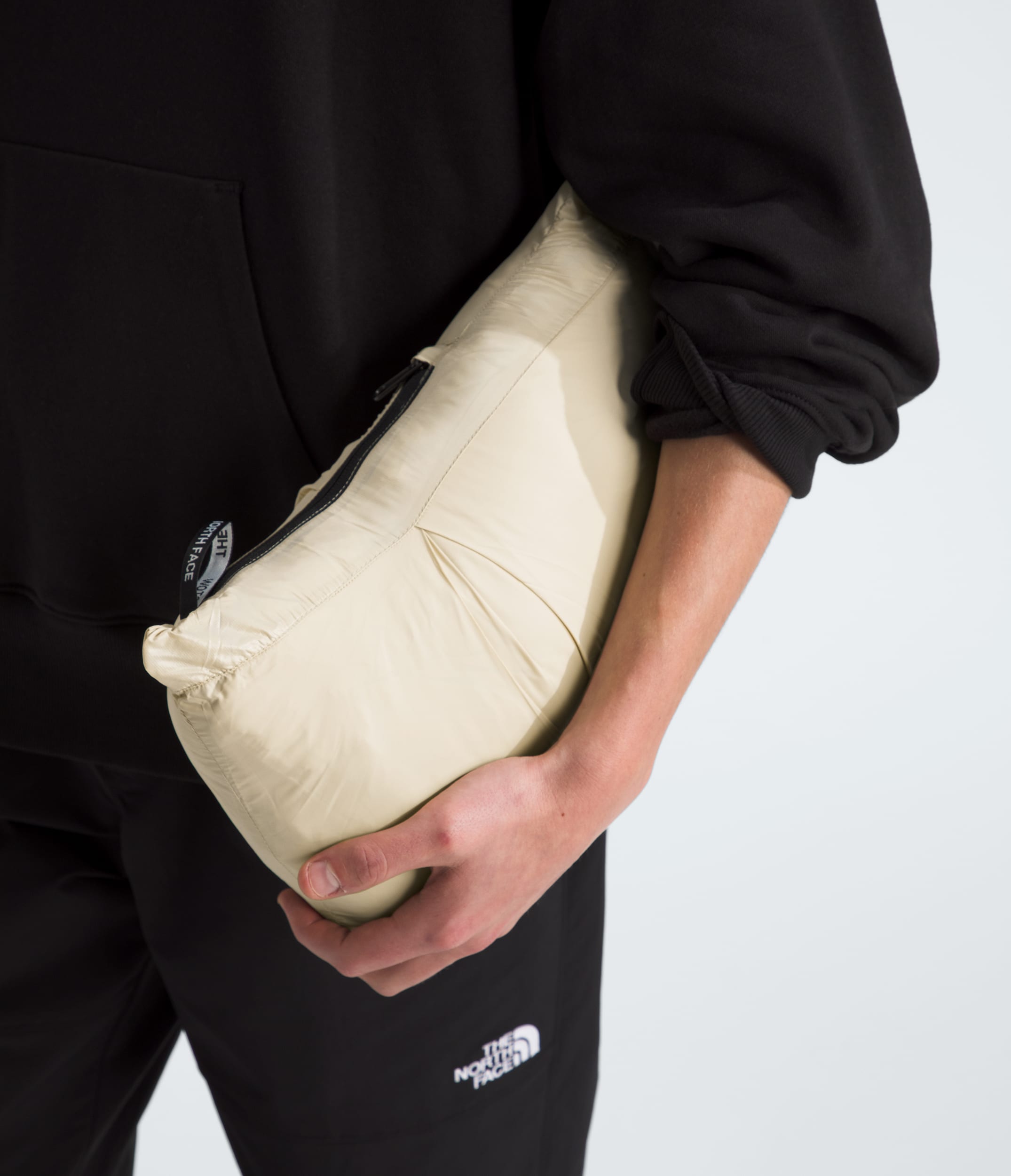 パンツ rm-7444) THE NORTH FACE MEN's NUPTSE BIB NETPGNMAPR_D1.jpg