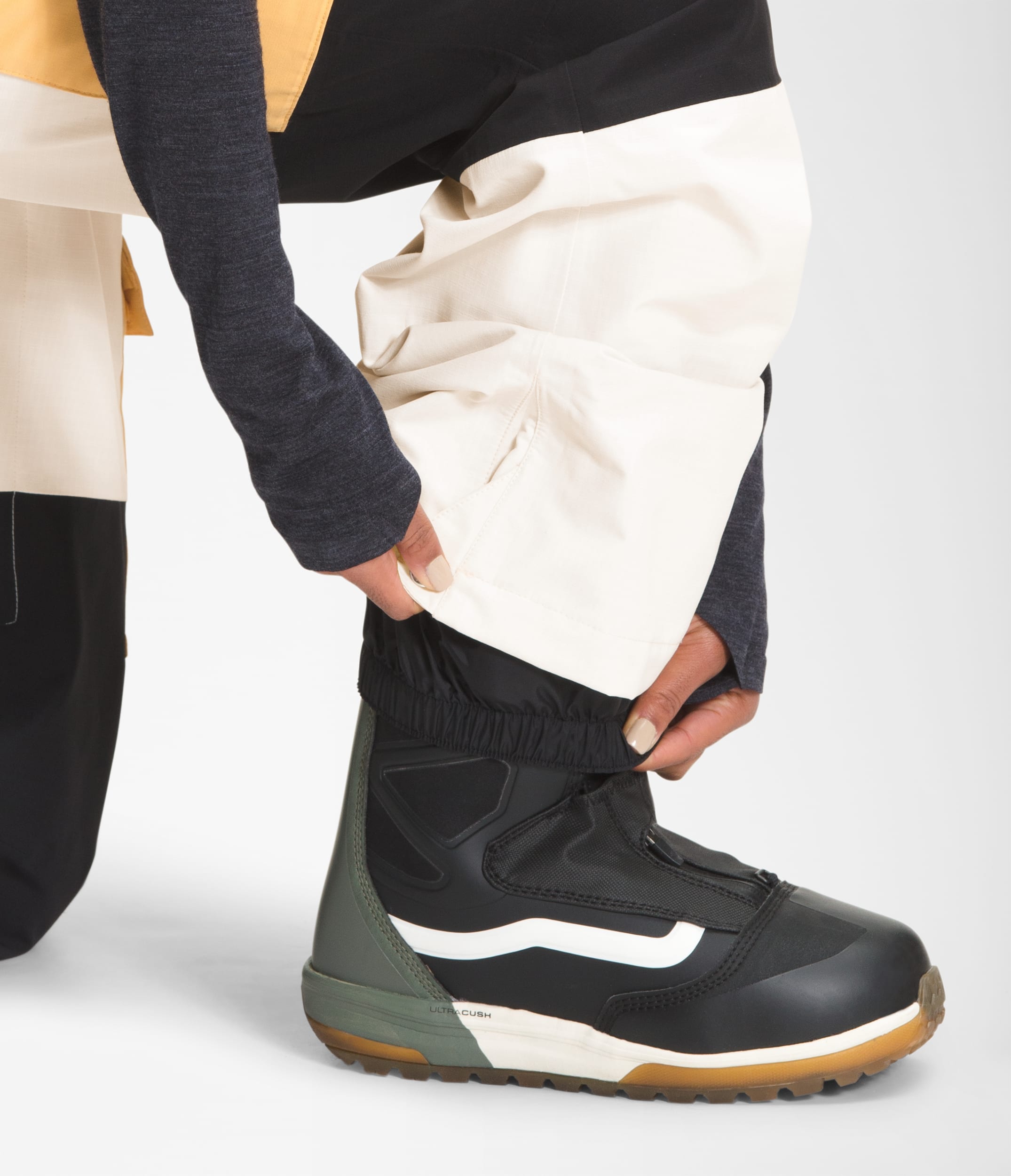 WOMEN'S DRAGLINE BIB | The North Face | The North Face Renewed