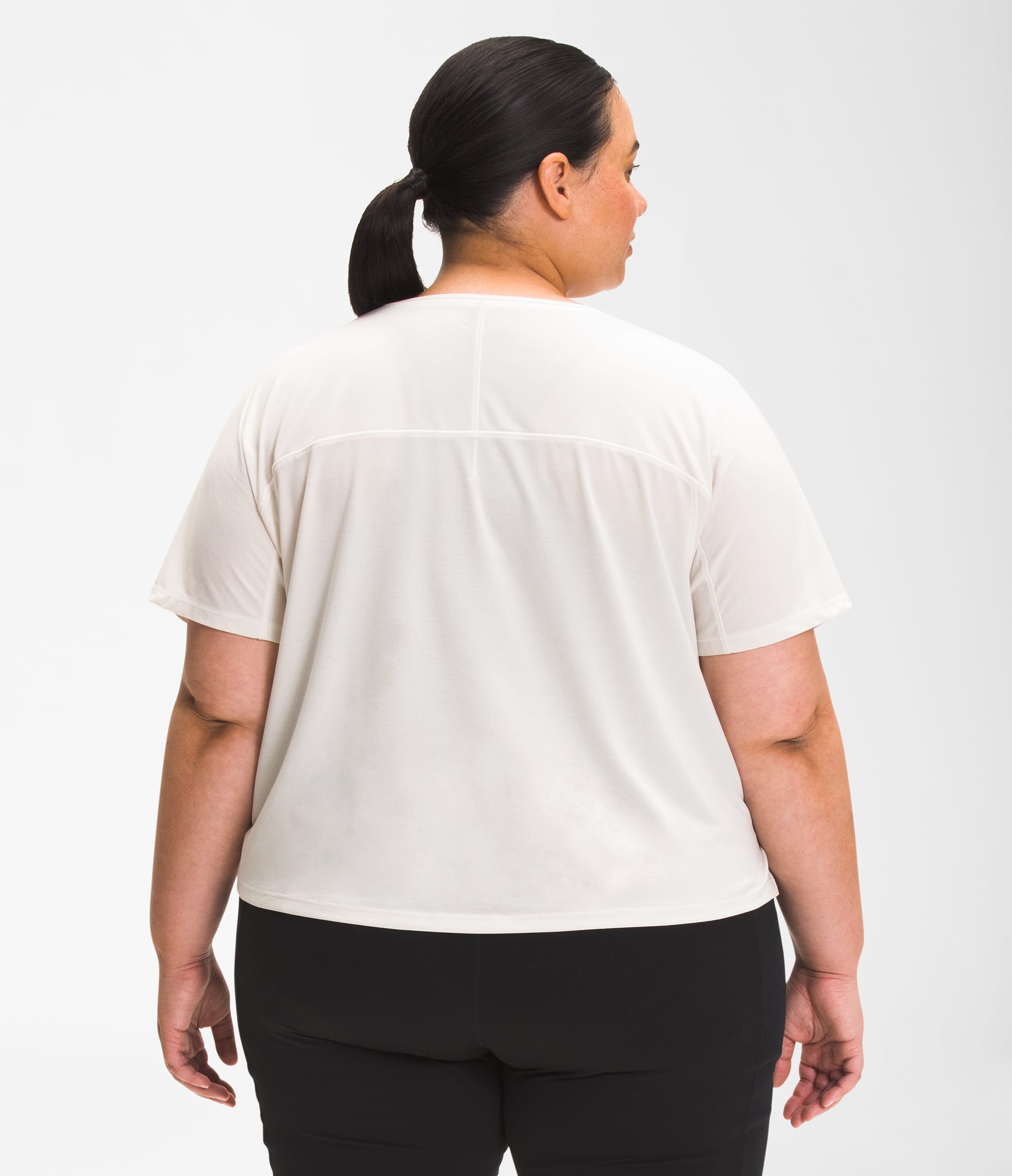 ★THE NORTH FACE★ White Label Women's Soft Wave Short Sleev Women's Evolution Box NSE Short-Sleeve Tee | The North Face