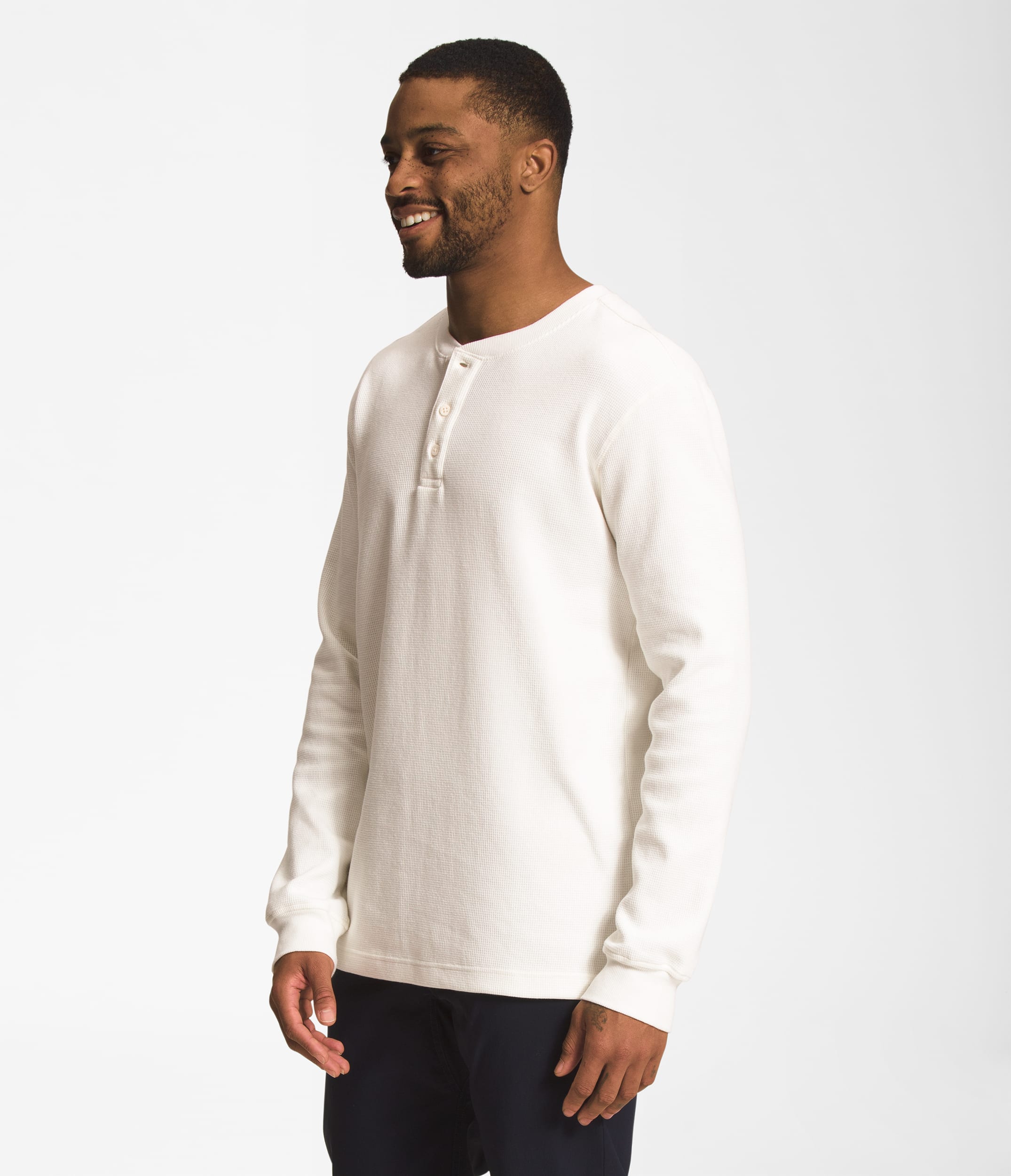 【DISCERNMENT】Loose Pigment Waffle Henley Neck Chunky Waffle Cotton-Blend Henley in Tees & Hoodies | Vince