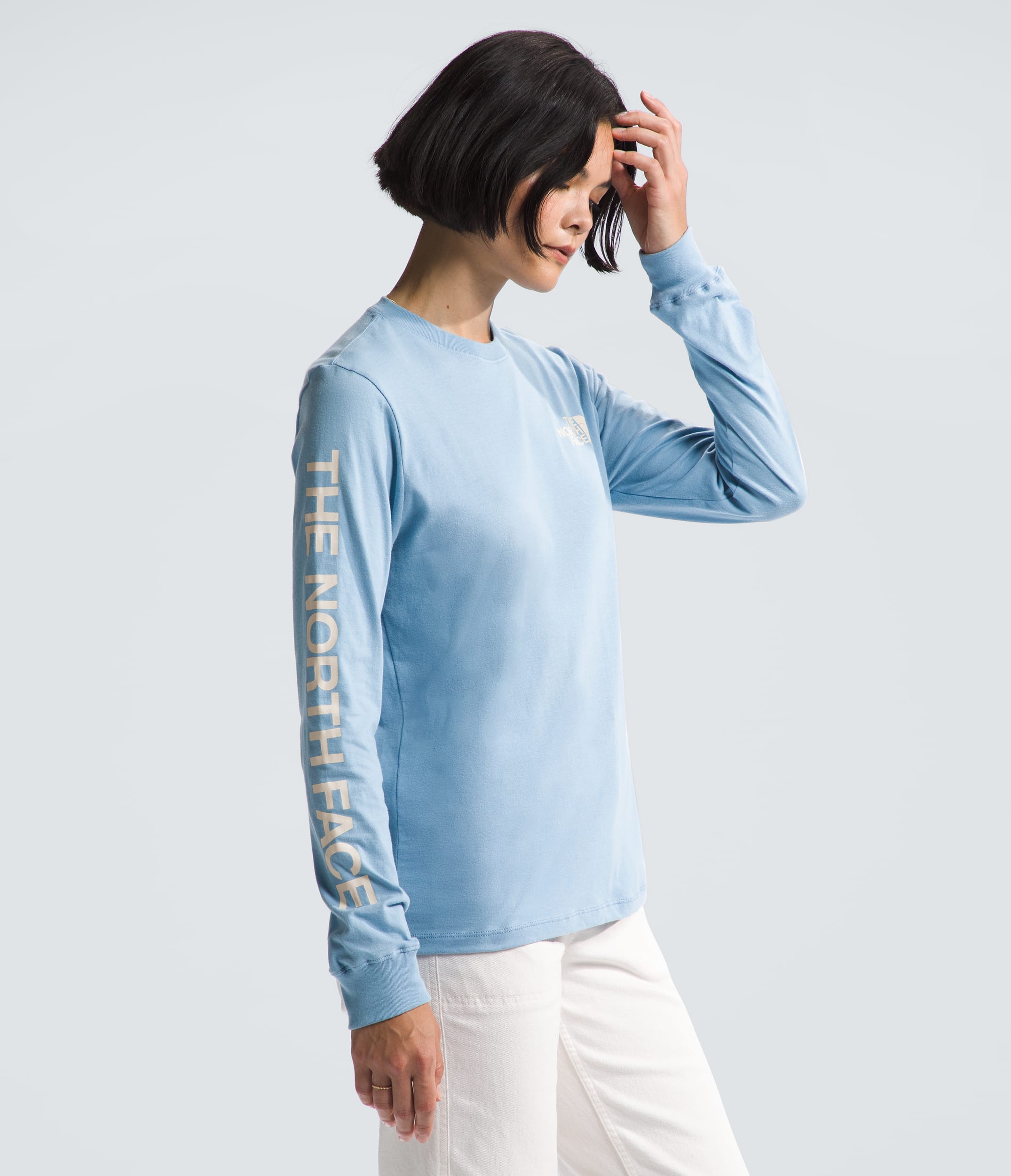 W L/S SLEEVE HIT GRAPHIC TEE | The North Face | The North