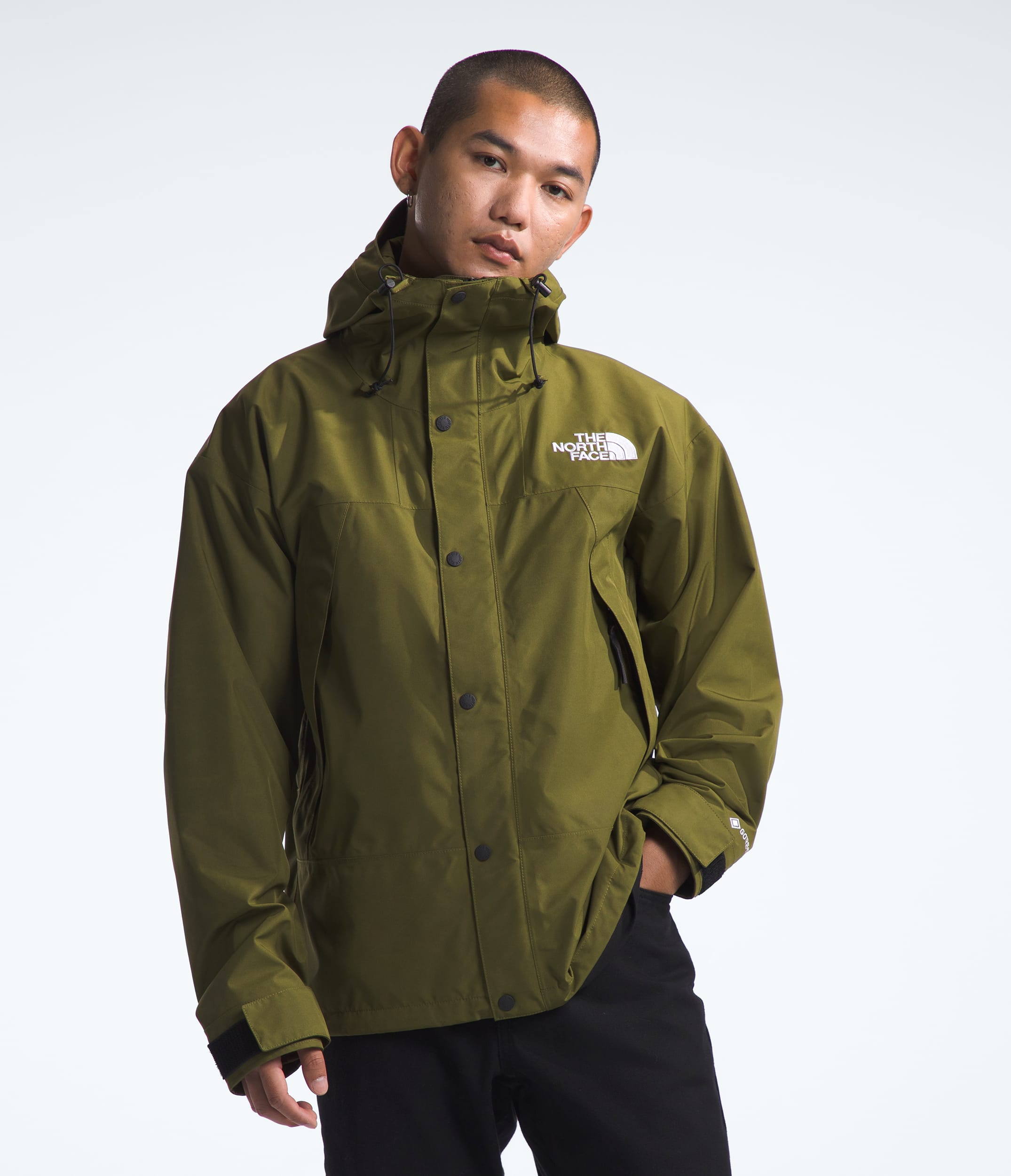 M GTX MOUNTAIN JACKET | The North Face | The North Face Renewed