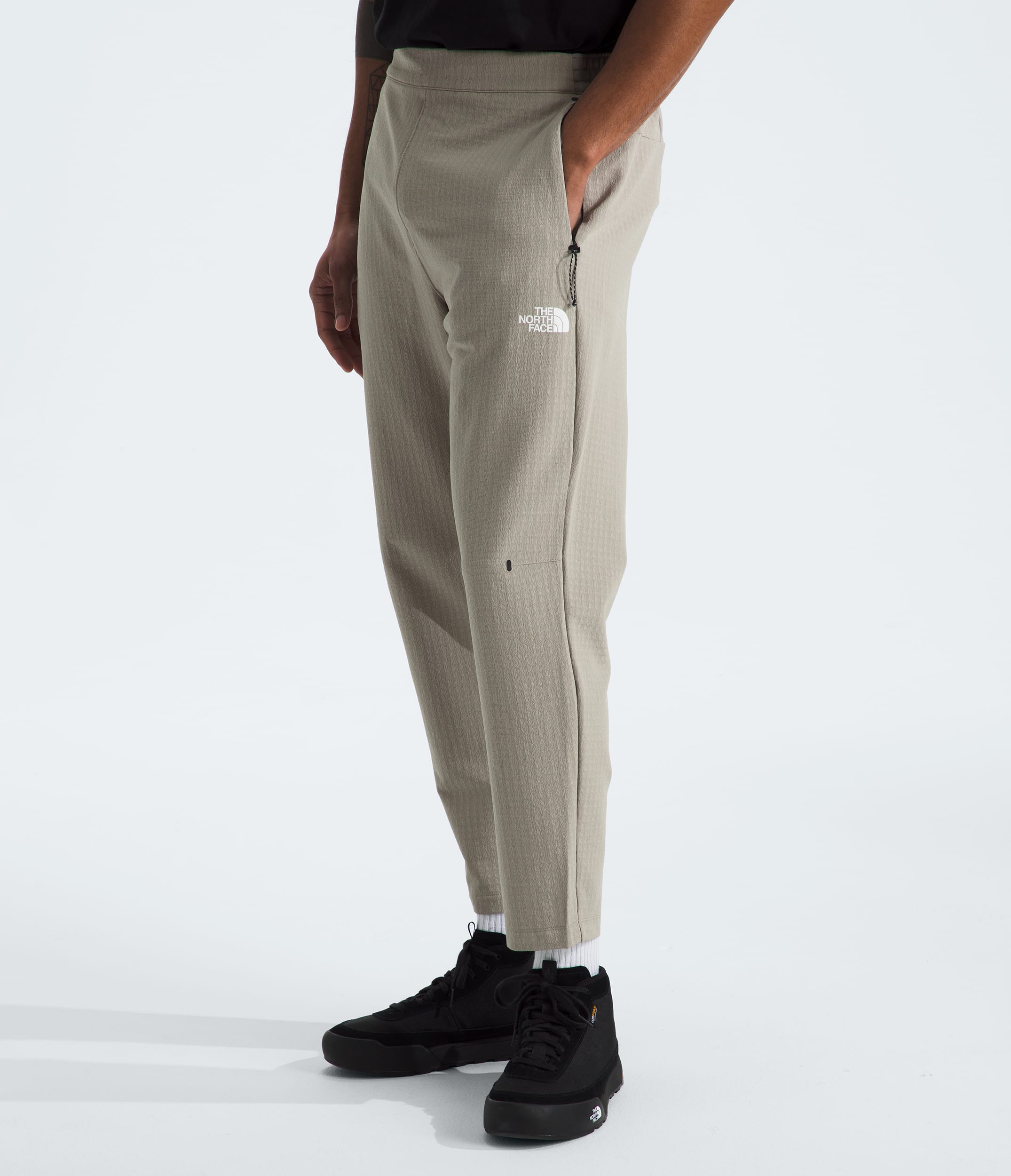 Men's Tekware™ Grid Pants | The North Face | The North Face Renewed