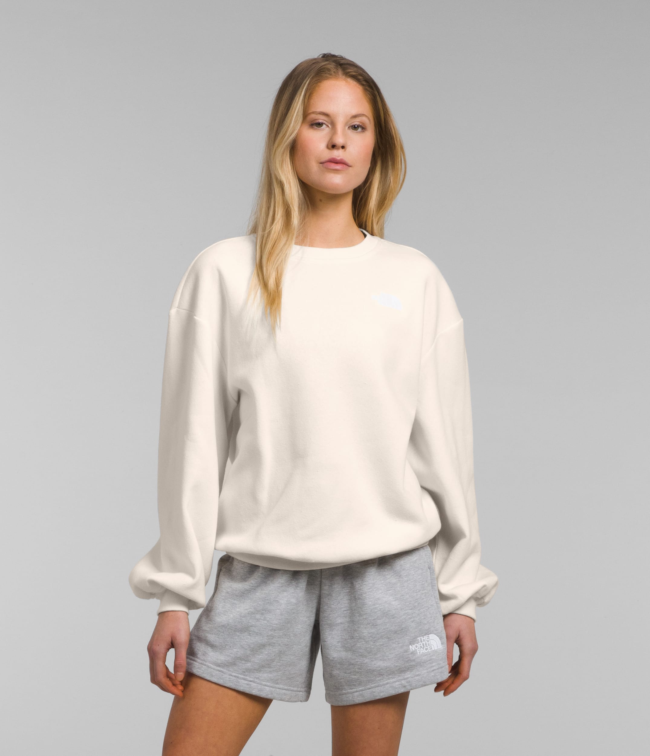 W EVOLUTION OVERSIZED CREW | The North Face | The North Face