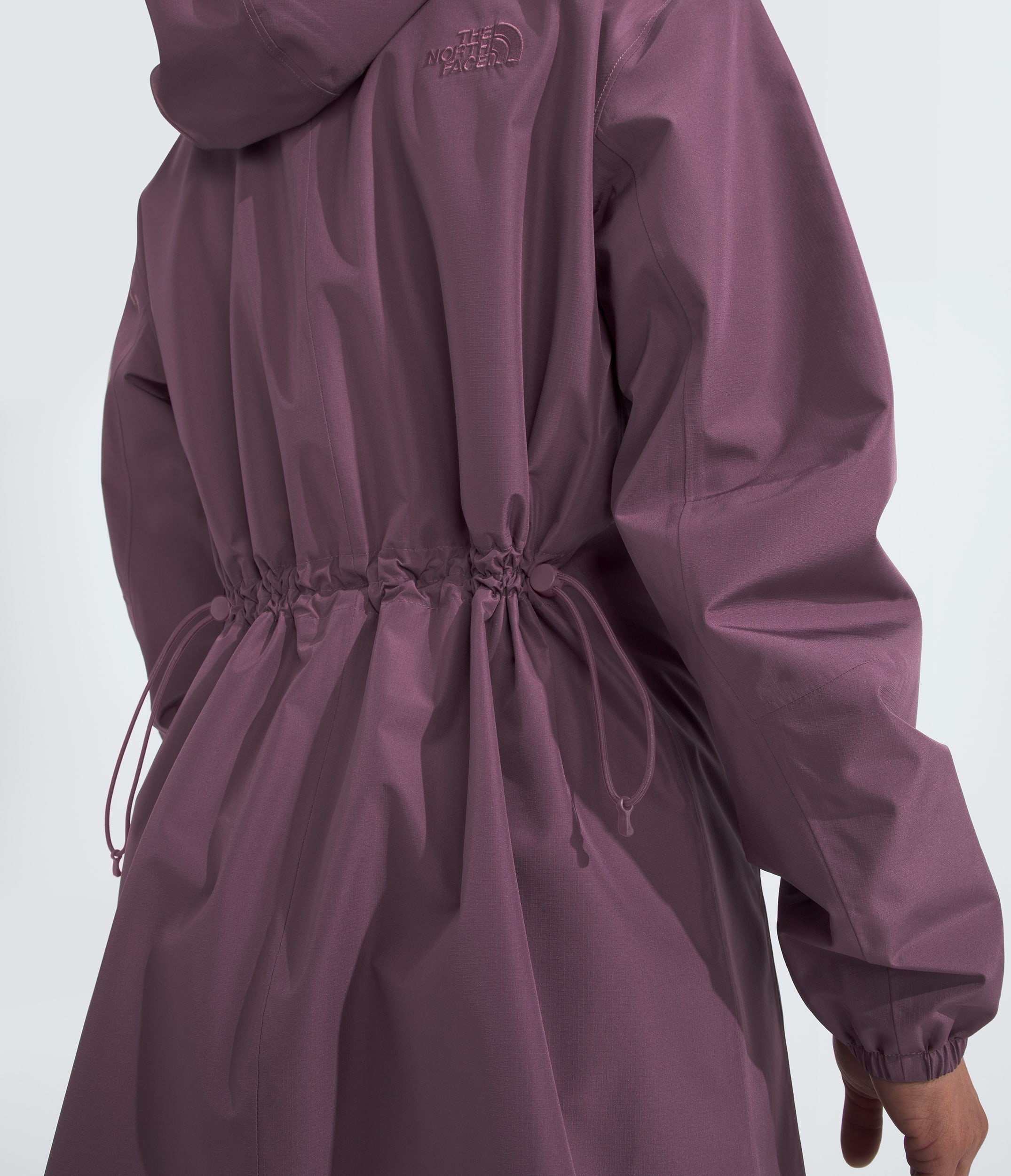 W DAYBREAK RAIN PARKA | The North Face | The North Face Renewed
