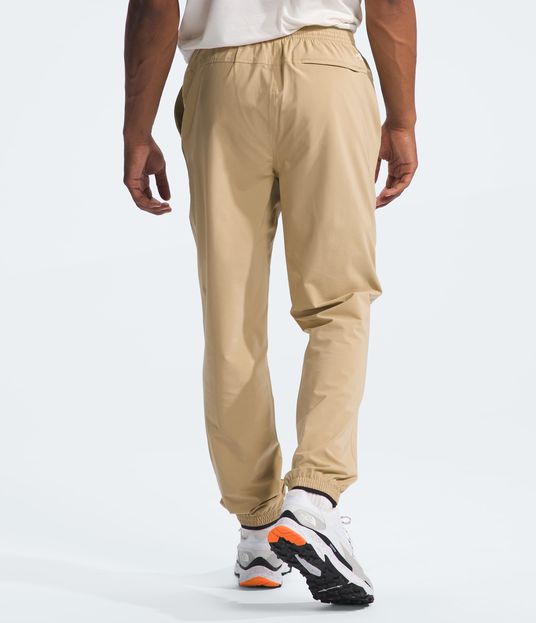 M WANDER JOGGER 2.0 | The North Face | The North Face Renewed
