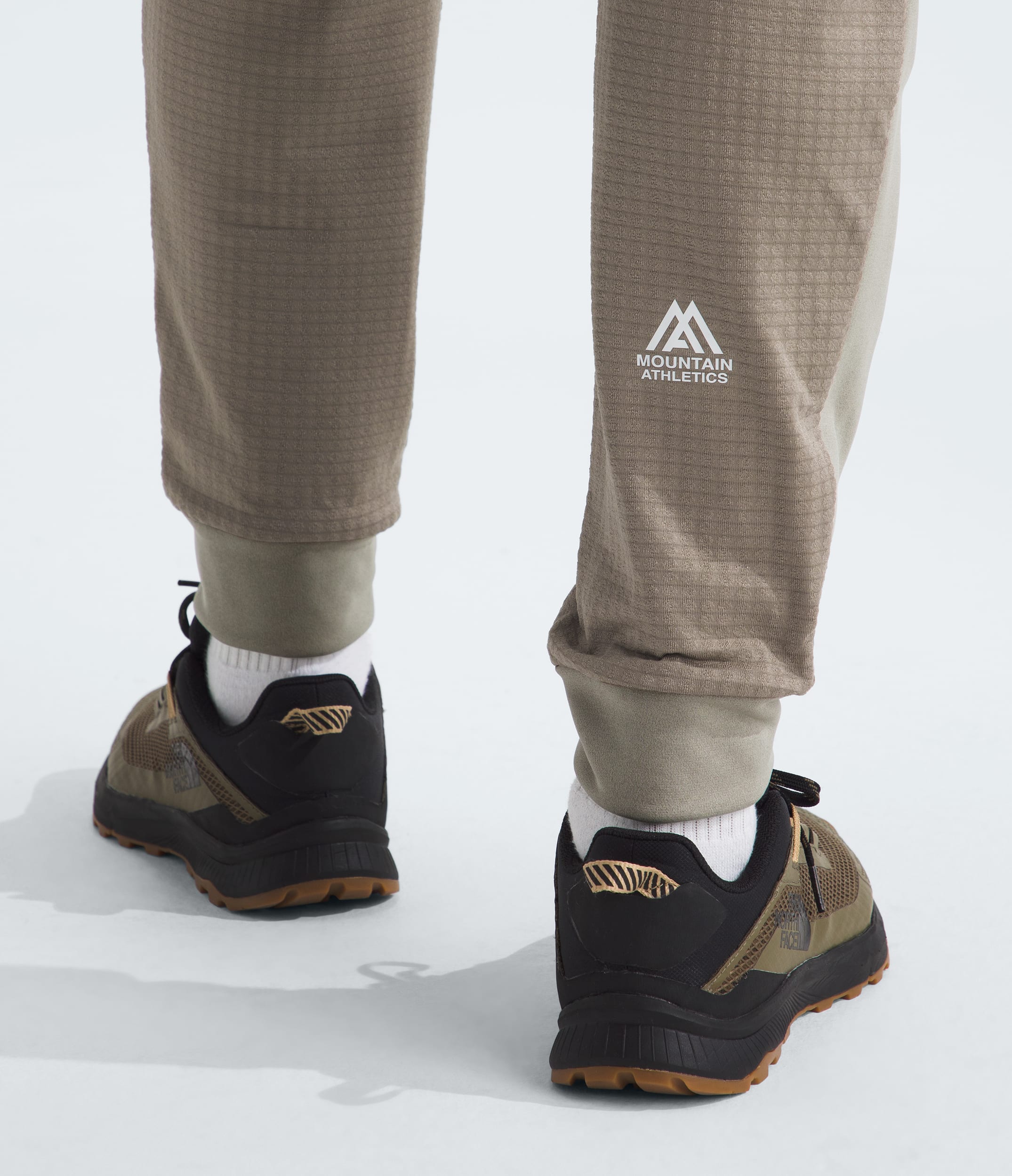 M MA FLEECE PANT | The North Face | The North Face Renewed